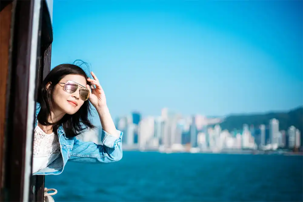Why Travel to Hong Kong for a Holiday
